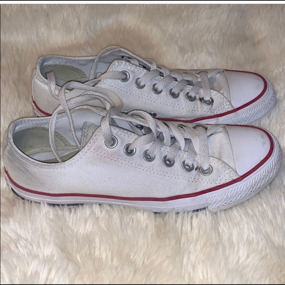 USED WHITE CONVERSE 🤍